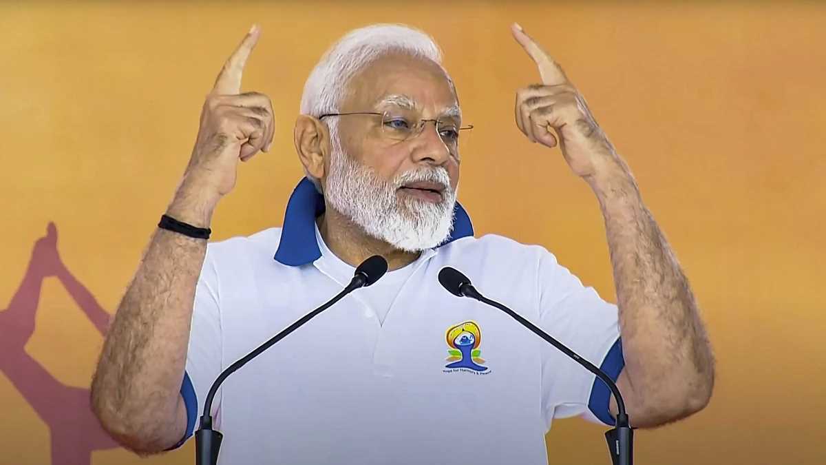 पीएम मोदी ने योग दिवस कार्यक्रम को संबोधित करते हुए कहा- योग साधना की भूमि है जम्मू-कश्मीर